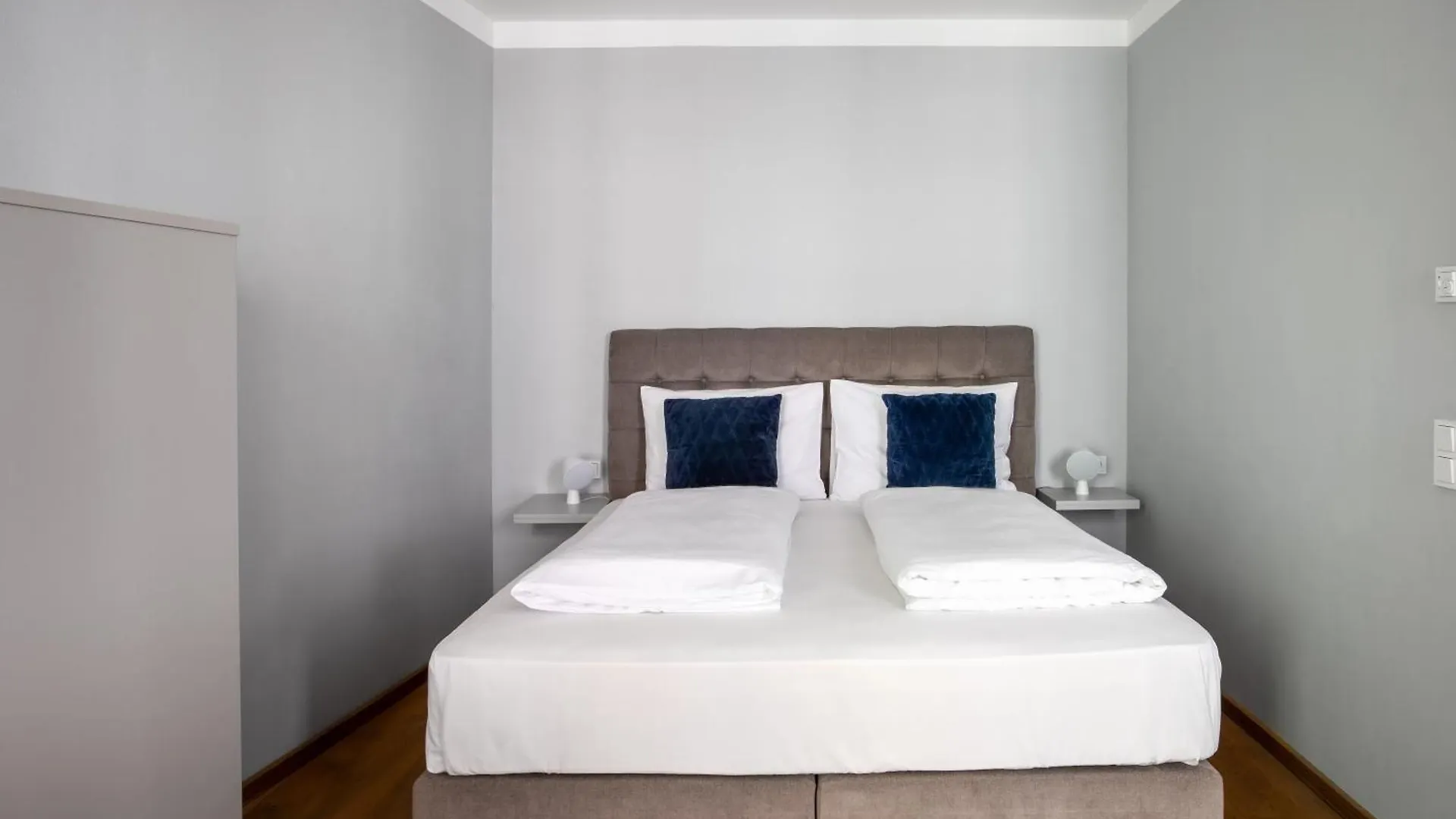 Numa Salzburg Nora Daire